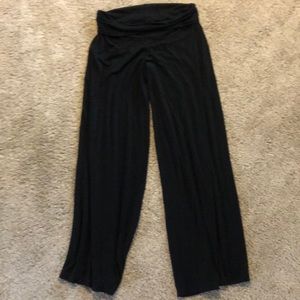 Medium GAP pants
